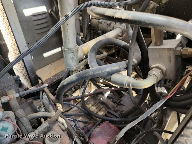 image for item JM9067 1985 Pierce Arrow  aerial platform fire truck