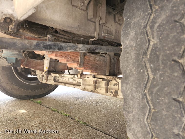 image for item JM9067 1985 Pierce Arrow  aerial platform fire truck