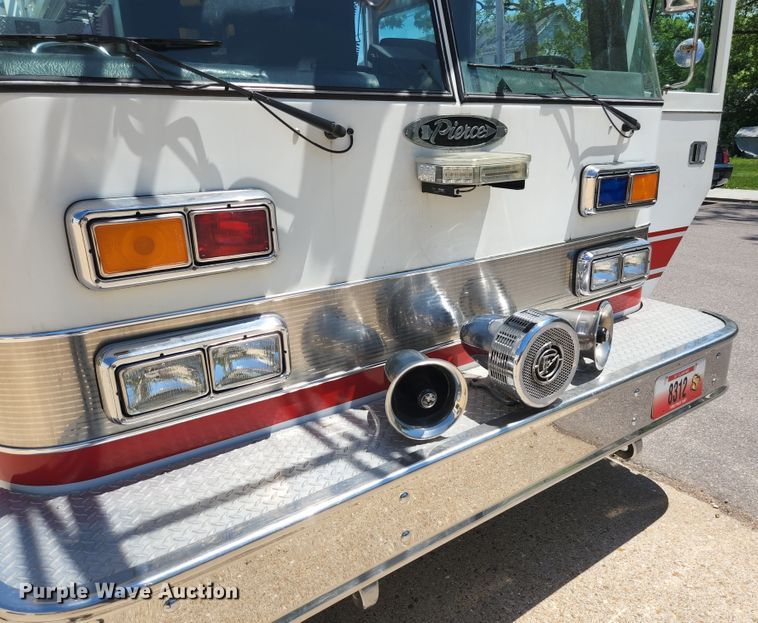 image for item JM9067 1985 Pierce Arrow  aerial platform fire truck