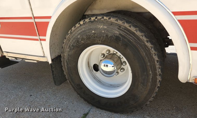 image for item JM9067 1985 Pierce Arrow  aerial platform fire truck