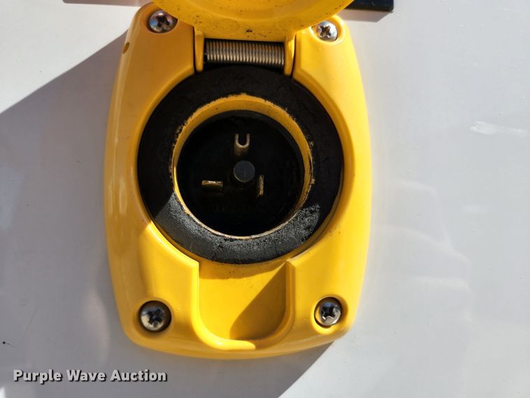 image for item JM9068 2012 Ford F450 Super Duty XLT  ambulance