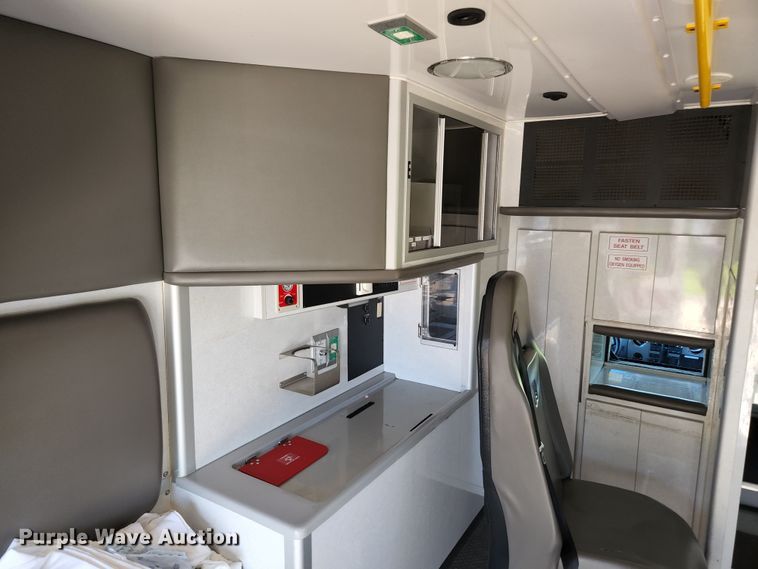 image for item JM9068 2012 Ford F450 Super Duty XLT  ambulance