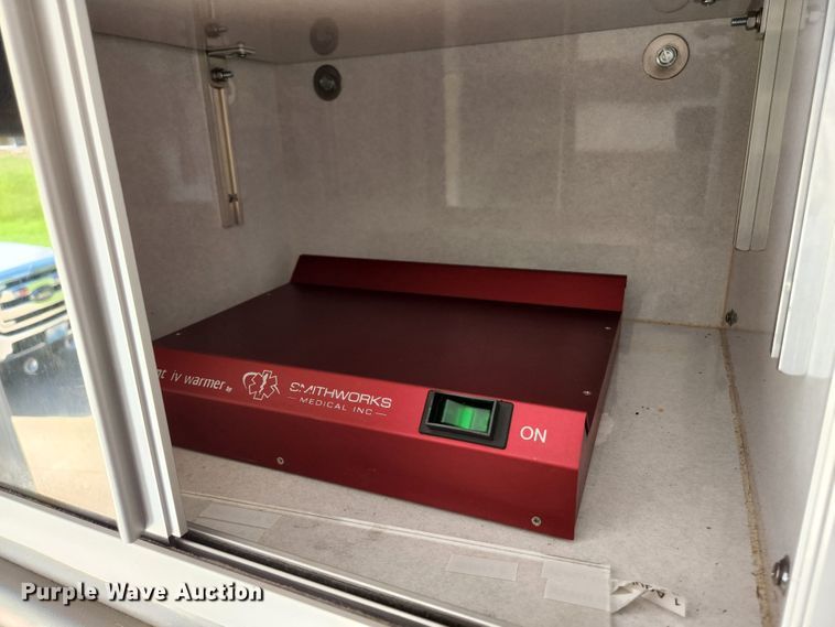 image for item JM9068 2012 Ford F450 Super Duty XLT  ambulance