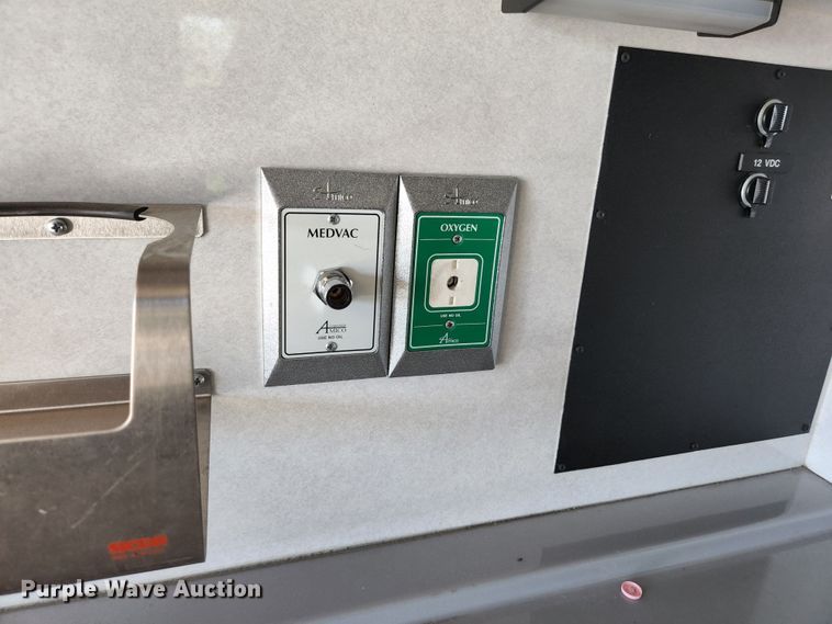 image for item JM9068 2012 Ford F450 Super Duty XLT  ambulance