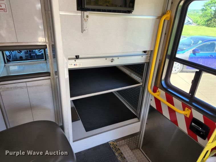 image for item JM9068 2012 Ford F450 Super Duty XLT  ambulance