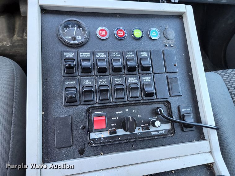 image for item JM9068 2012 Ford F450 Super Duty XLT  ambulance