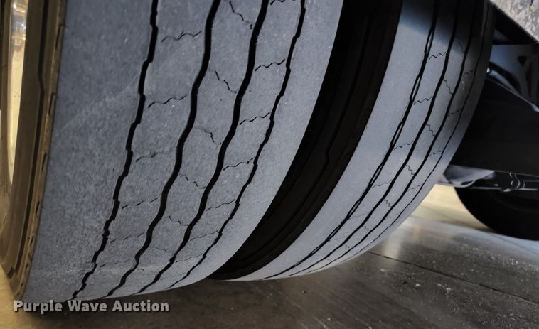 image for item JM9068 2012 Ford F450 Super Duty XLT  ambulance