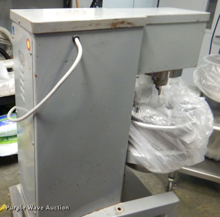 image for item JS9038 Univex M20  benchtop mixer