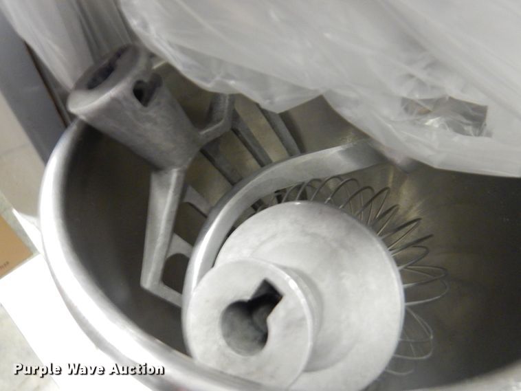 image for item JS9038 Univex M20  benchtop mixer