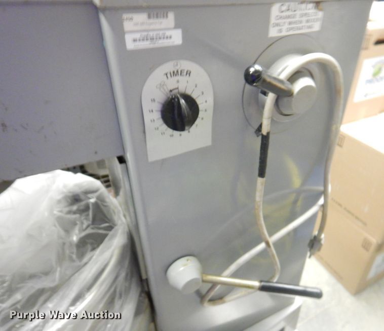 image for item JS9038 Univex M20  benchtop mixer