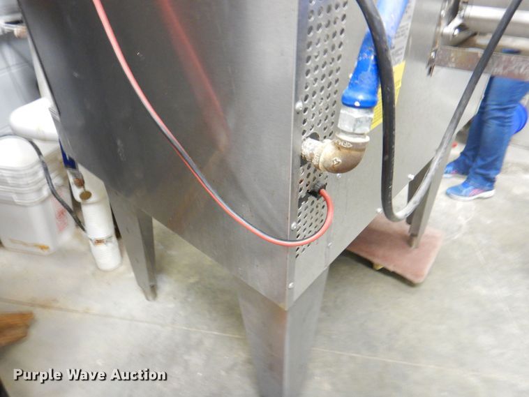 image for item JS9040 Southbend SLGS/12SC  oven