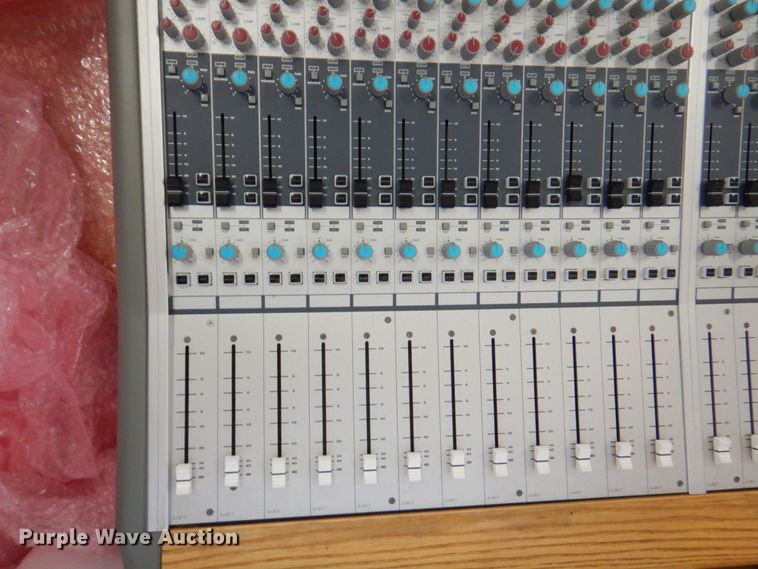 image for item JS9045 Audient ASP8024  high resolution mixing console
