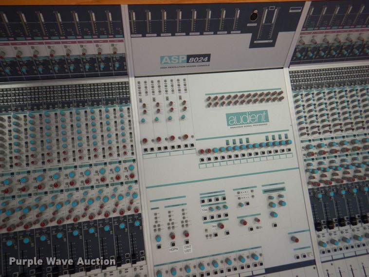 image for item JS9045 Audient ASP8024  high resolution mixing console