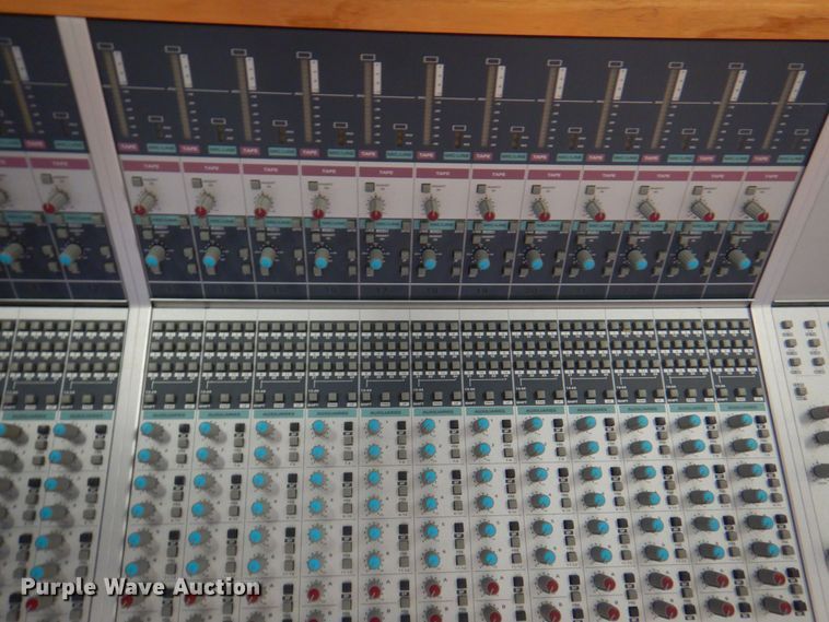 image for item JS9045 Audient ASP8024  high resolution mixing console