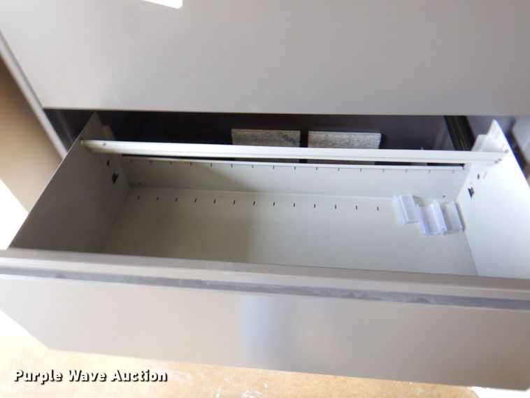 image for item JS9052 Office equipment