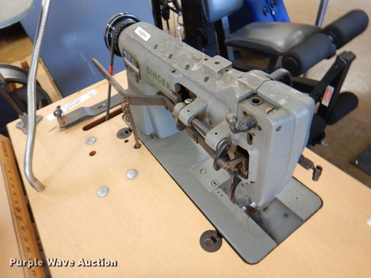 image for item JS9055 (3) Singer sewing machines