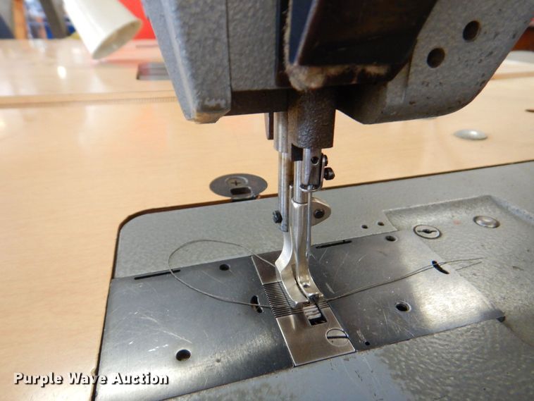 image for item JS9055 (3) Singer sewing machines