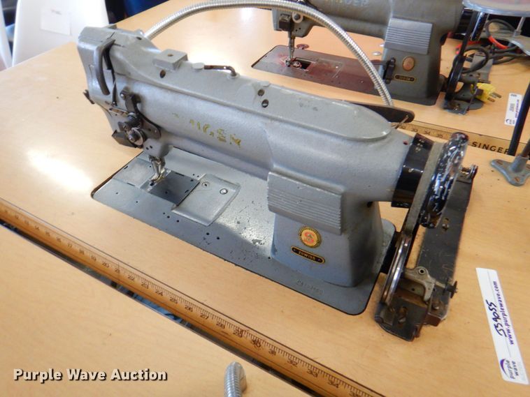 image for item JS9055 (3) Singer sewing machines
