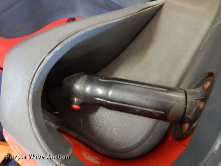 image for item JS9056 Raymond 740R35TT  order picker