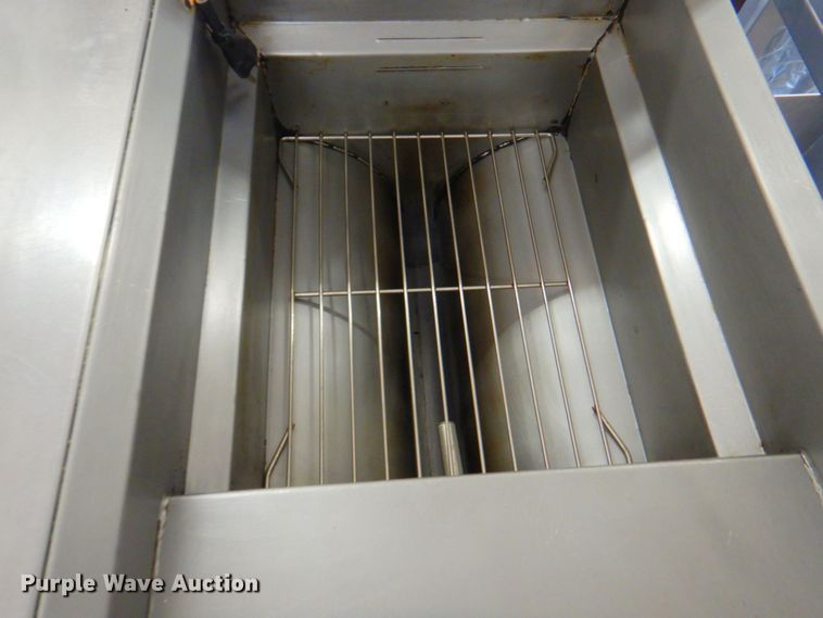 image for item JS9059 Frymaster PMJ135ESC  single fryer