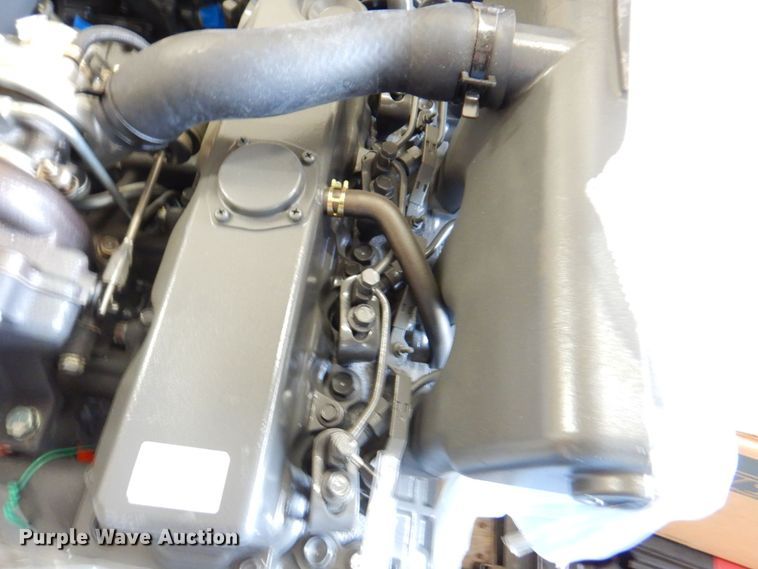 image for item JS9061 (4) Kubota V2003 engines