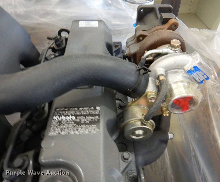 image for item JS9062 (4) Kubota V2003 engines