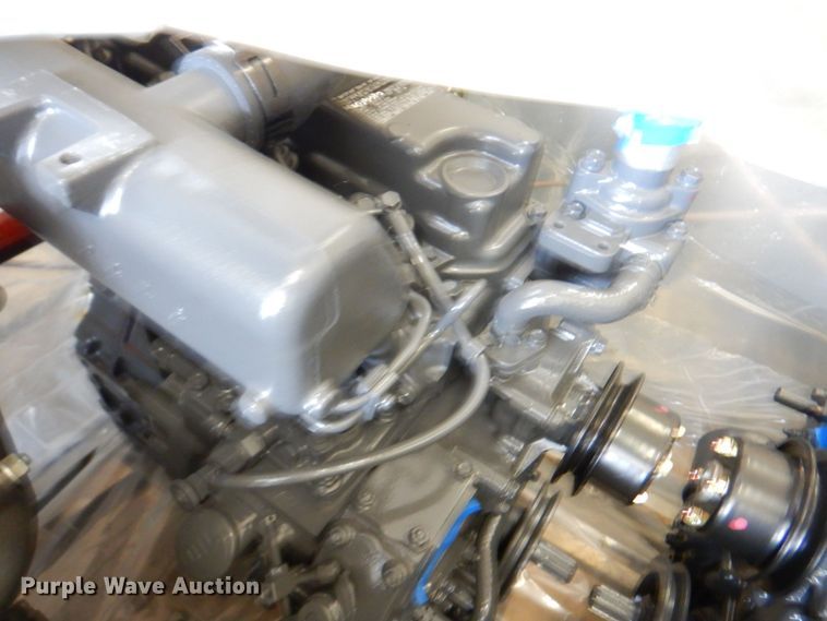 image for item JS9062 (4) Kubota V2003 engines