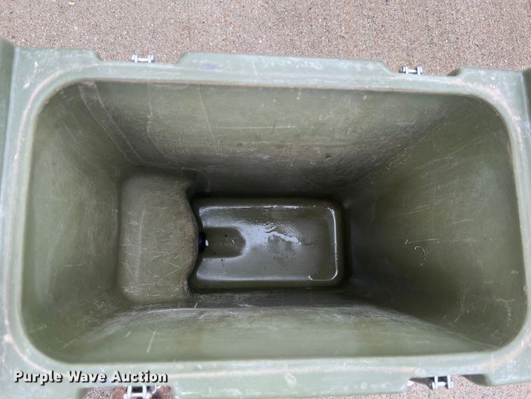 image for item KD9016 (4) Cambro water coolers