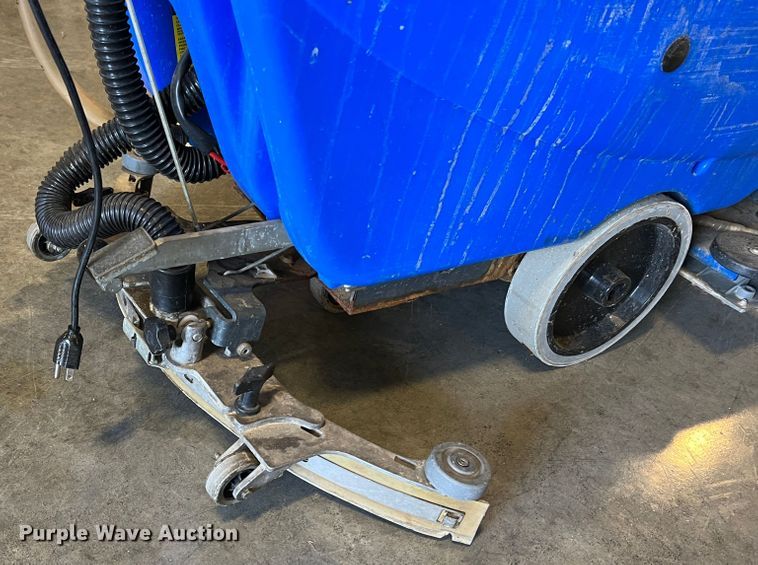 image for item KD9022 Clarke Focus II Boost L20  floor scrubber