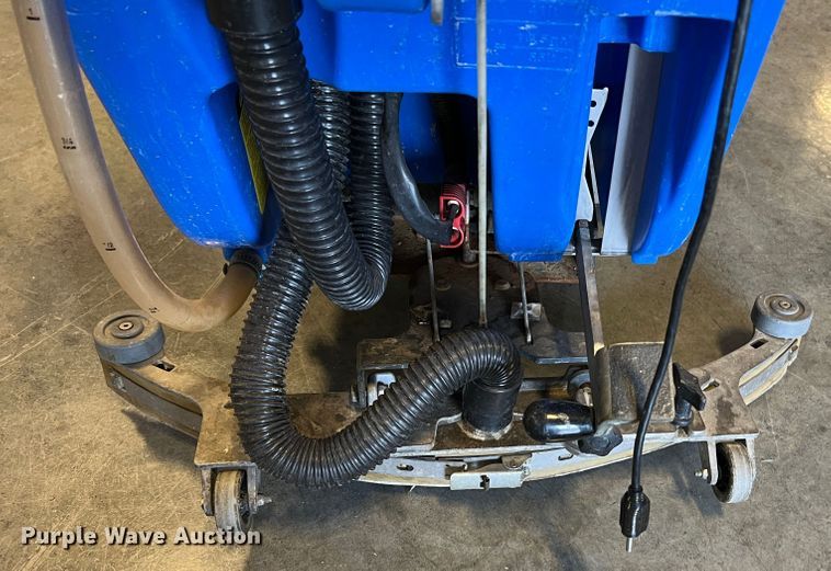 image for item KD9022 Clarke Focus II Boost L20  floor scrubber