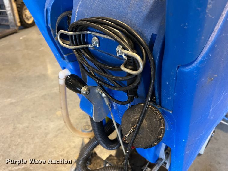 image for item KD9022 Clarke Focus II Boost L20  floor scrubber