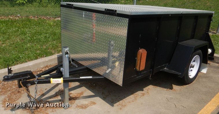 image for item KD9026 2005 K&K Manufacturing K20  enclosed cargo trailer