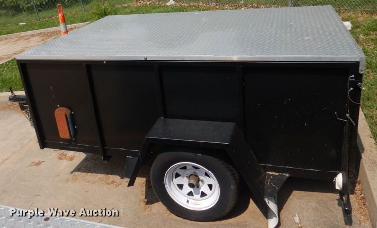 image for item KD9026 2005 K&K Manufacturing K20  enclosed cargo trailer