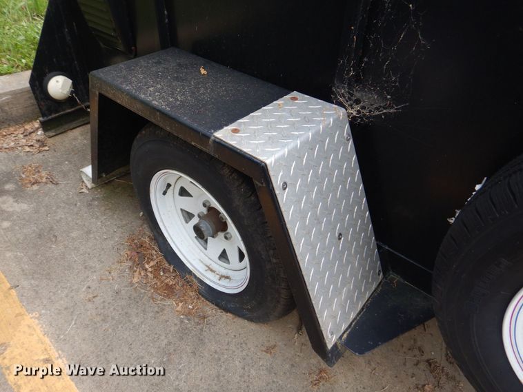 image for item KD9027 2005 K&K Manufacturing K20  enclosed cargo trailer