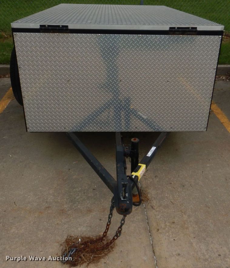 image for item KD9028 2005 K&K Manufacturing K20  enclosed cargo trailer