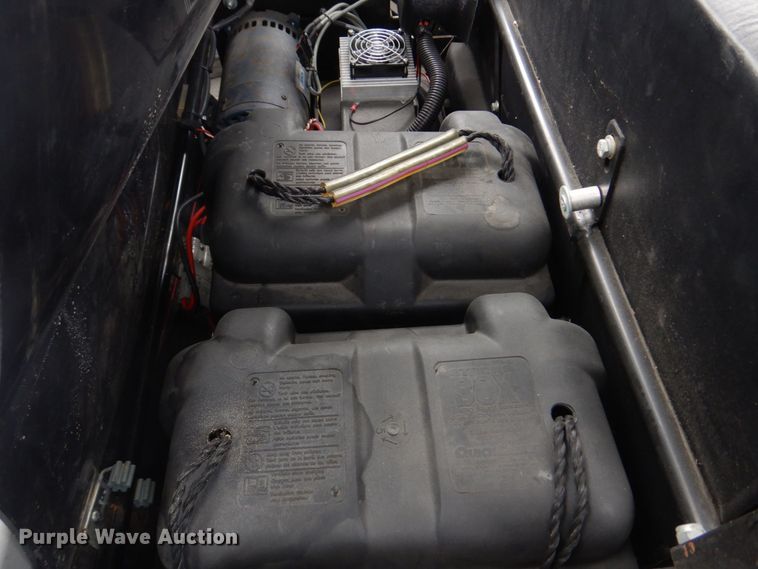 image for item KD9028 2005 K&K Manufacturing K20  enclosed cargo trailer