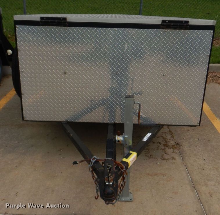 image for item KD9029 2005 K&K Manufacturing K20  enclosed cargo trailer