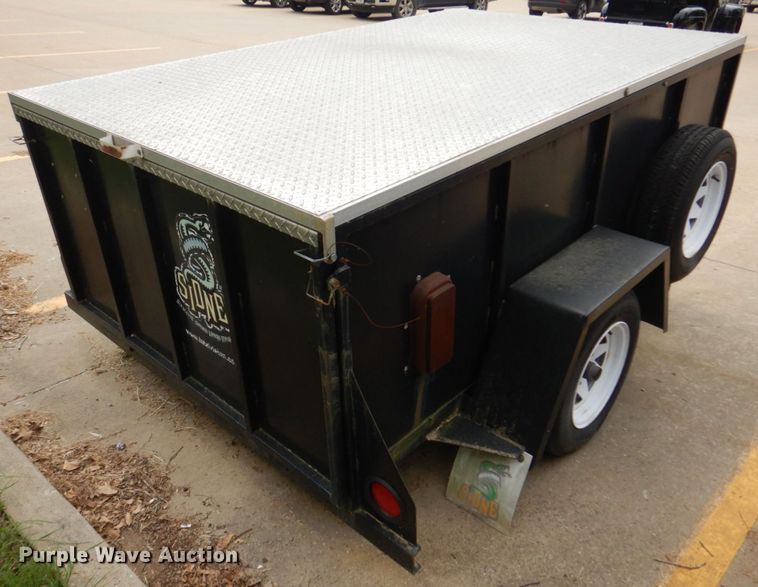image for item KD9029 2005 K&K Manufacturing K20  enclosed cargo trailer