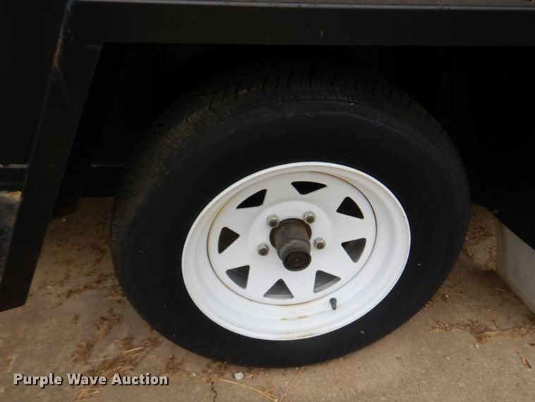 image for item KD9029 2005 K&K Manufacturing K20  enclosed cargo trailer