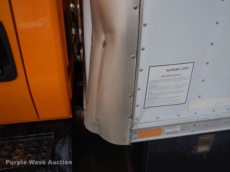 image for item KD9031 2003 International 4400  box truck