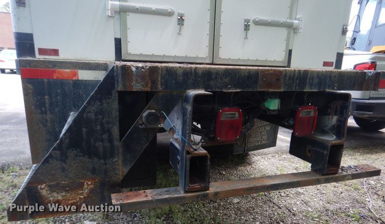 image for item KD9031 2003 International 4400  box truck