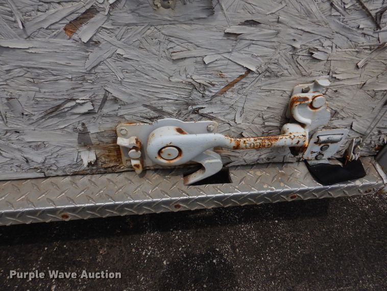 image for item KD9031 2003 International 4400  box truck