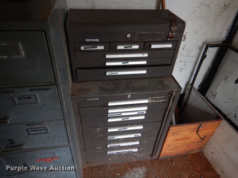 image for item KD9031 2003 International 4400  box truck