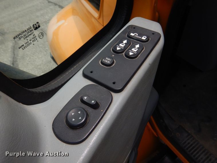 image for item KD9031 2003 International 4400  box truck