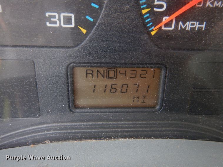 image for item KD9031 2003 International 4400  box truck