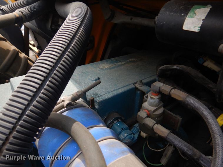 image for item KD9031 2003 International 4400  box truck