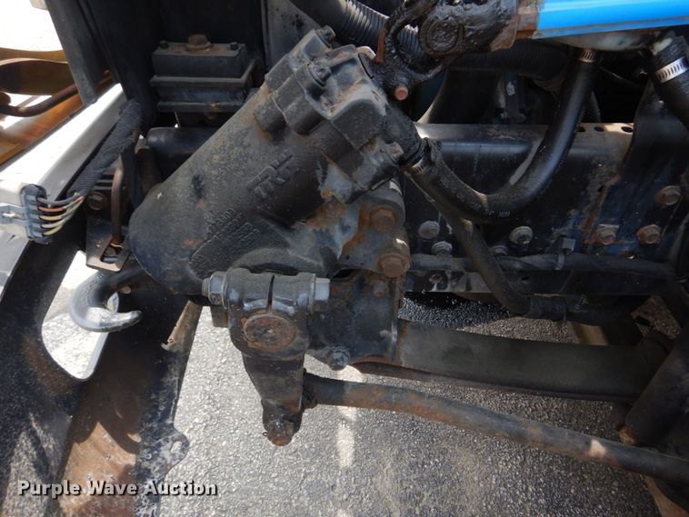 image for item KD9031 2003 International 4400  box truck