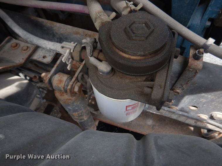 image for item KD9031 2003 International 4400  box truck