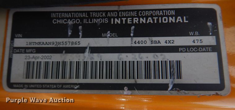 image for item KD9031 2003 International 4400  box truck