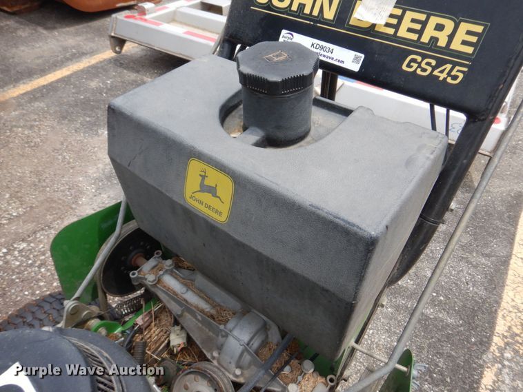 image for item KD9034 John Deere GS45  lawn mower